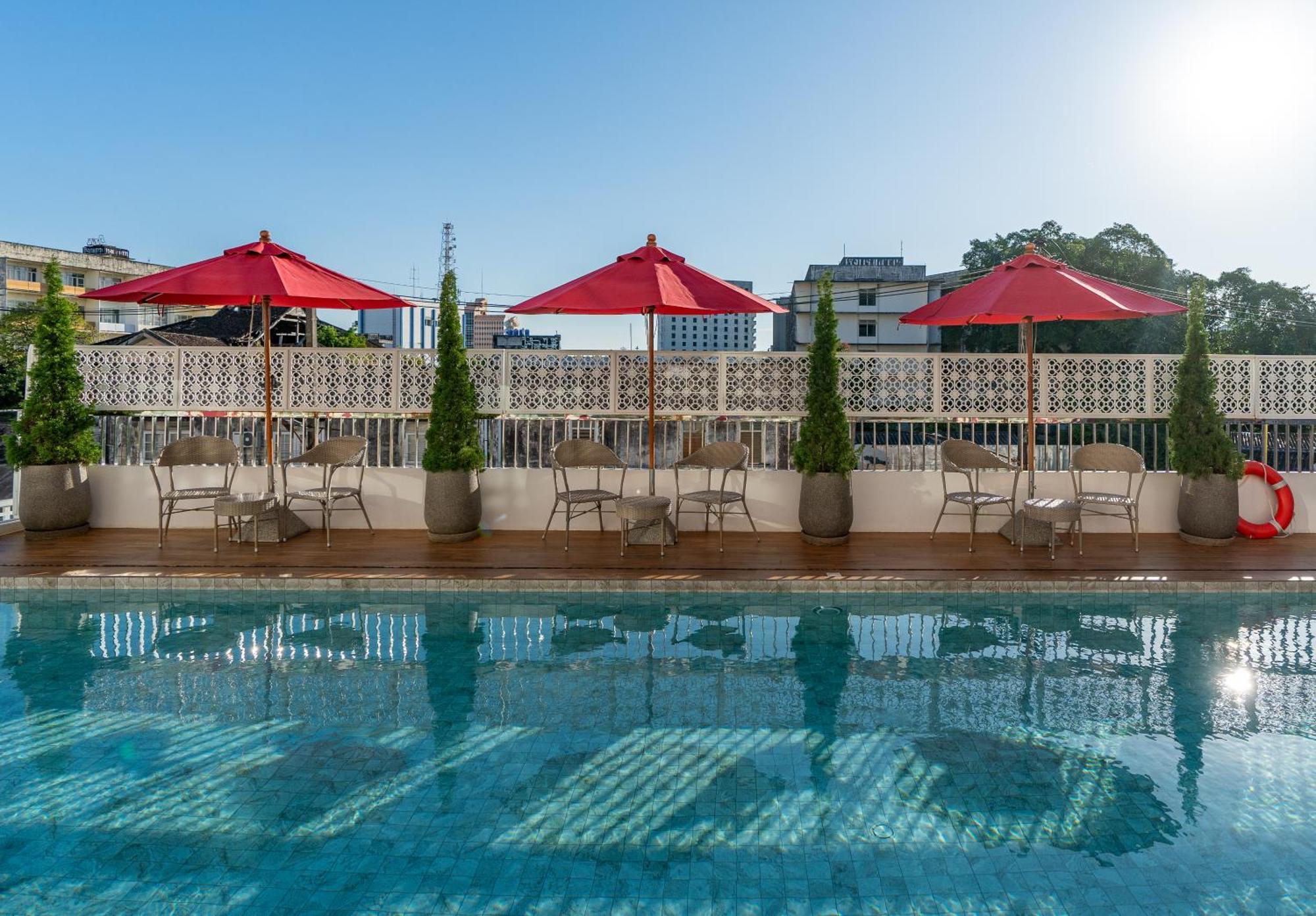 Hotel Midtown Ratsada Phuket Dış mekan fotoğraf